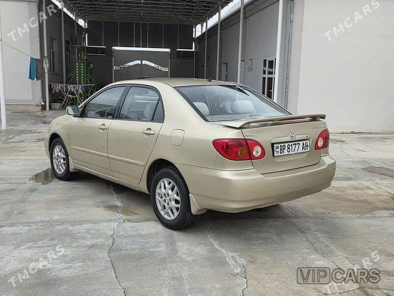 Toyota Corolla, 2004