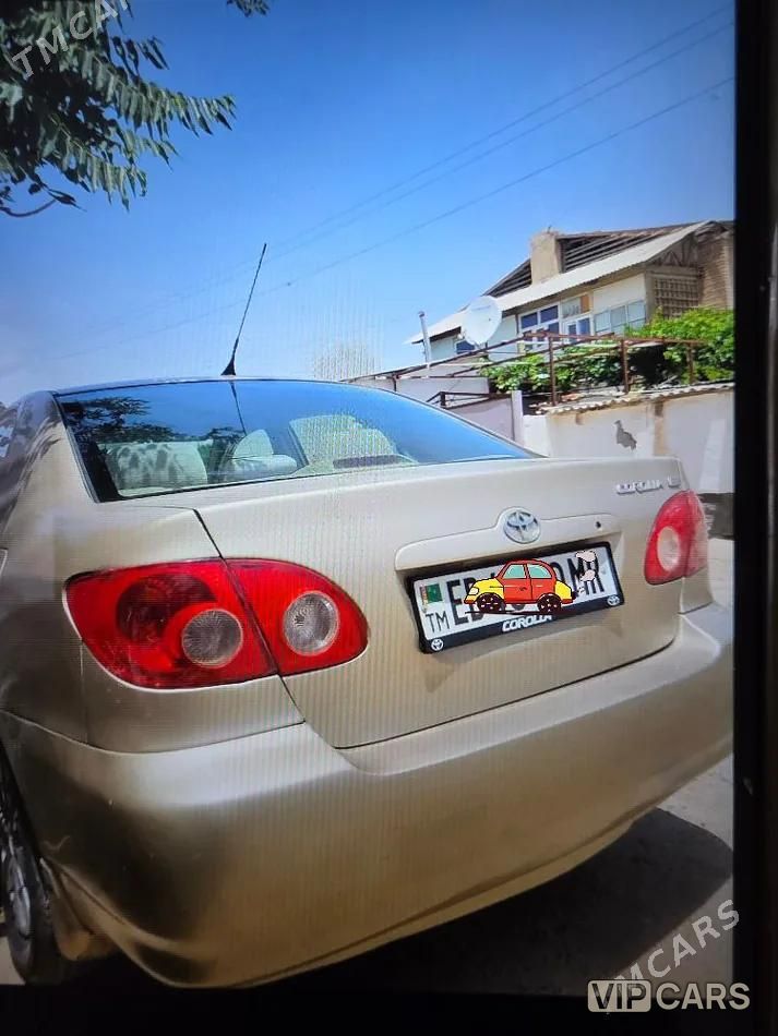 Toyota Corolla, 2004