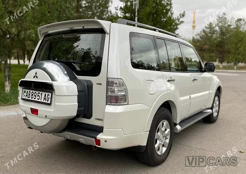 Mitsubishi Pajero, 2013