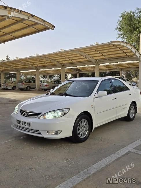 Toyota Camry, 2002