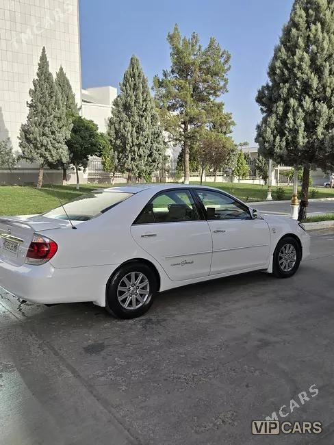 Toyota Camry, 2002