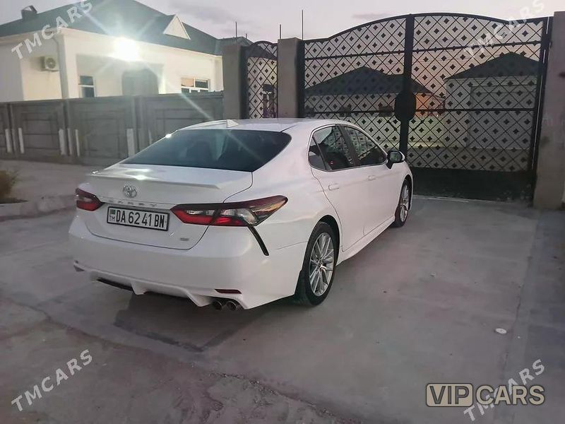 Toyota Camry, 2021