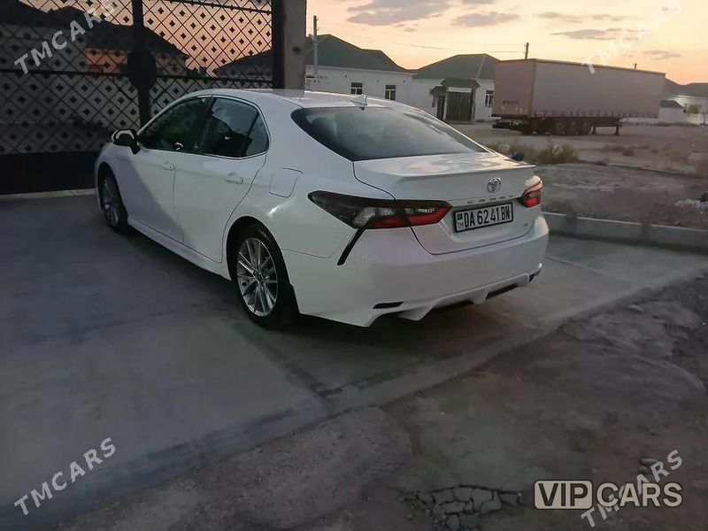 Toyota Camry, 2021