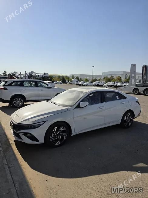 Hyundai Elantra, 2026