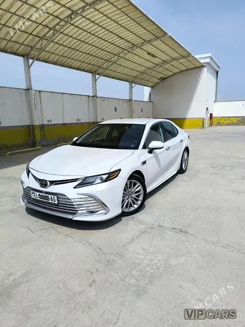 Toyota Camry, 2021 — фото 1
