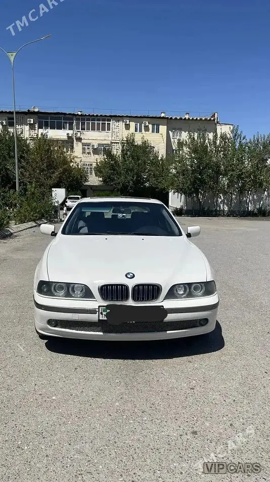 BMW E39, 2002 — фото 1