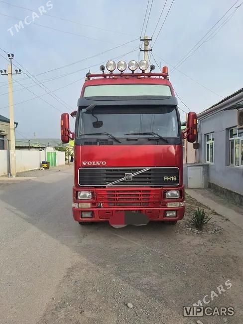 Volvo FH16, 2001