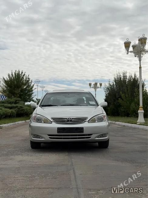 Toyota Camry, 2003