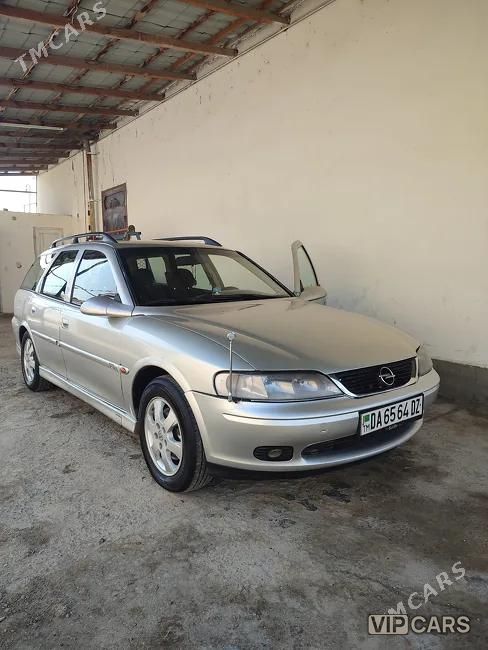 Opel Vectra, 2001