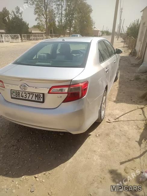 Toyota Camry, 2012