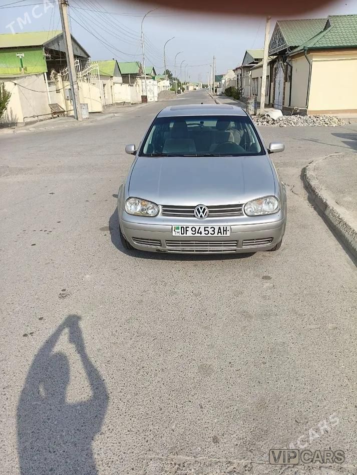 Volkswagen Golf, 2000