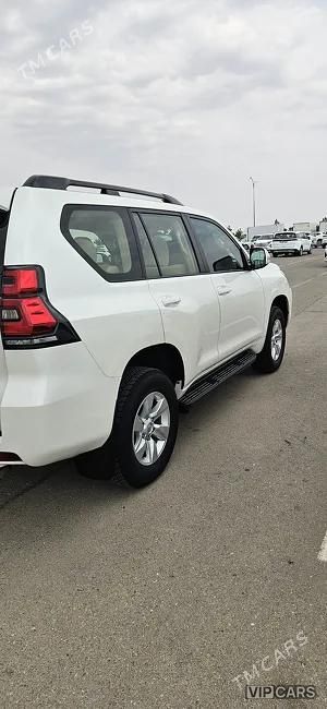 Toyota Land Cruiser Prado, 2023