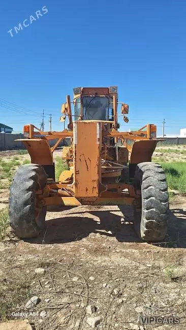 Komatsu HD605-8, 2005 — фото 1