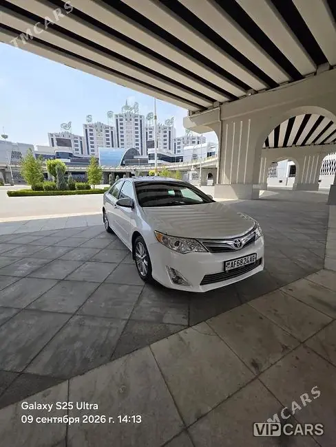 Toyota Camry, 2013 — фото 1