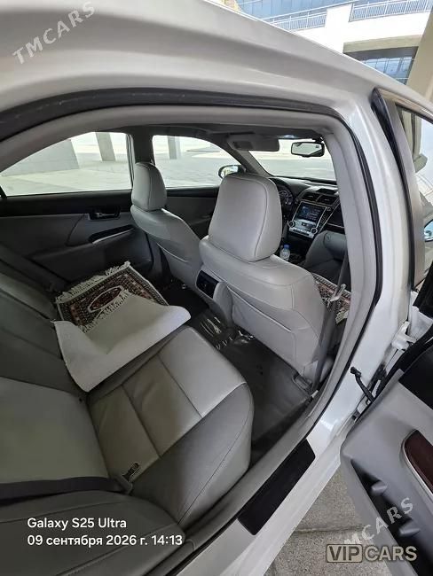 Toyota Camry, 2013