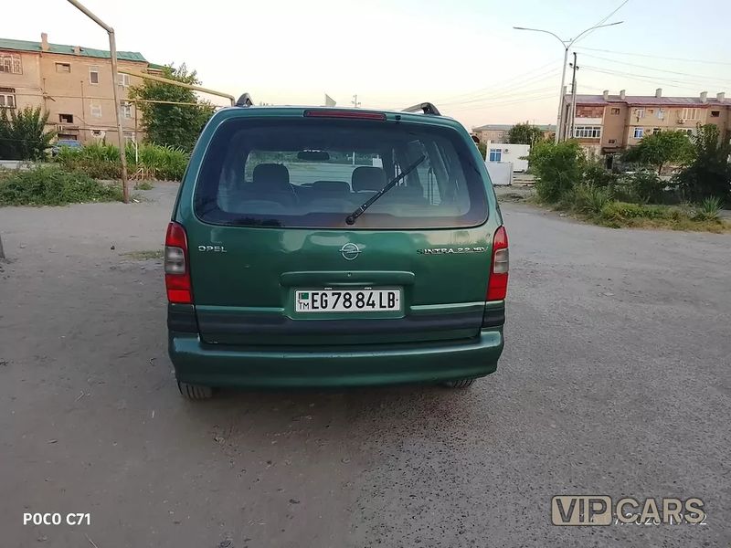 Opel Sintra, 1999