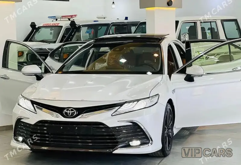 Toyota Camry, 2023 — фото 4