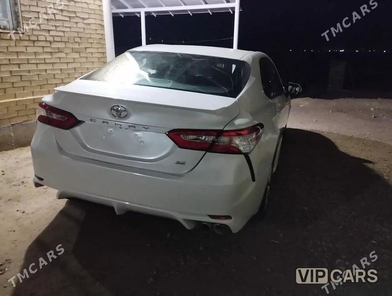 Toyota Camry, 2021