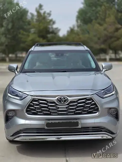 Toyota Highlander, 2021 — фото 1