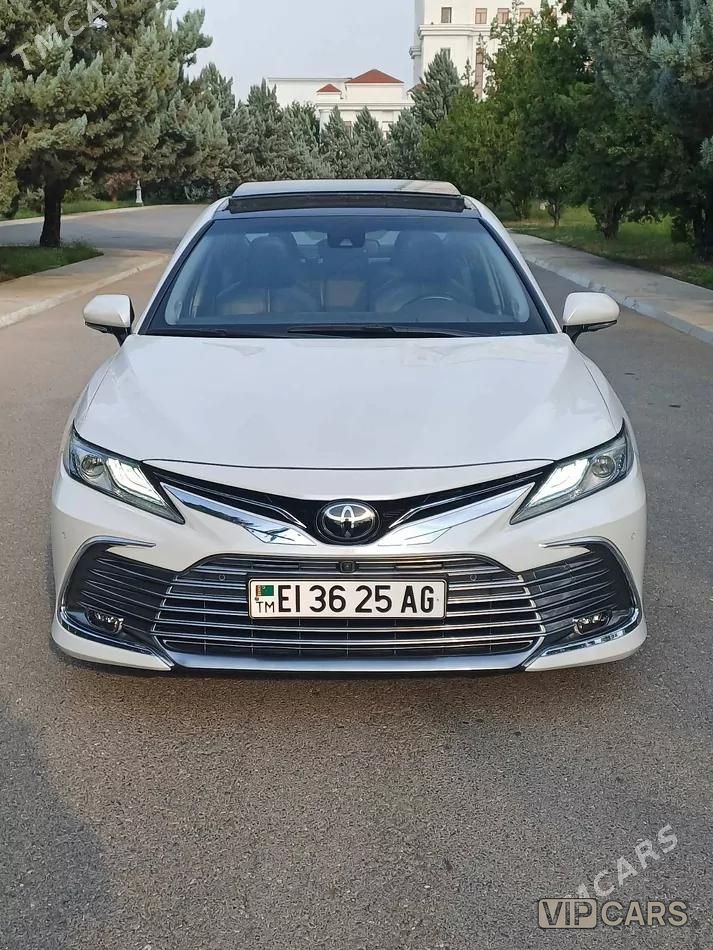 Toyota Camry, 2018