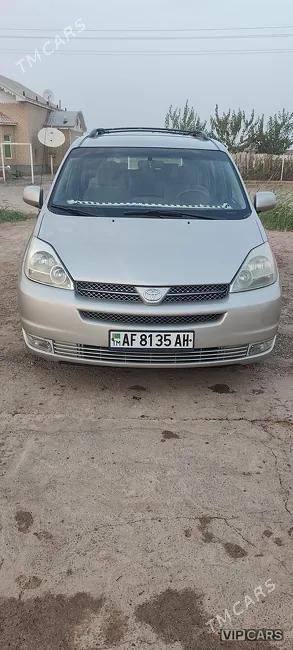 Toyota Sienna, 2005