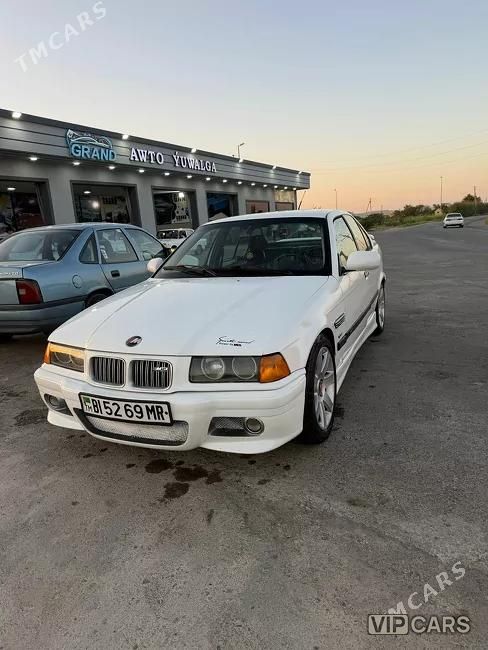 BMW 325, 1993