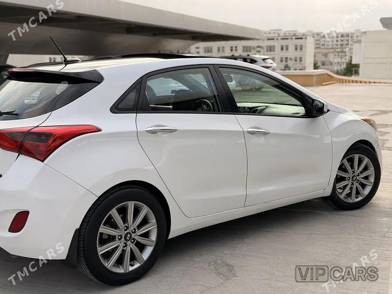 Hyundai Elantra, 2016