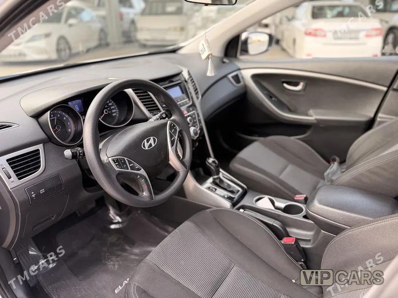 Hyundai Elantra, 2016