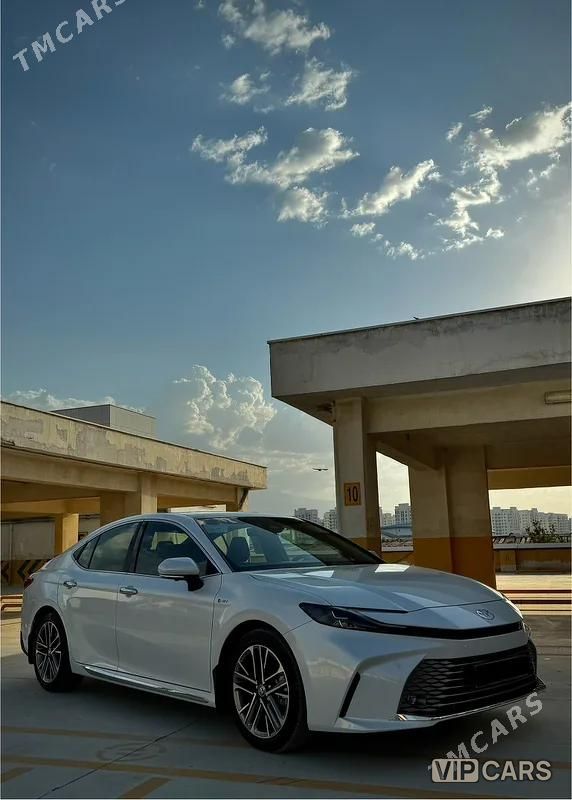 Toyota Camry, 2025