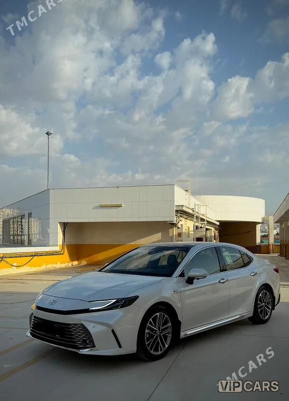 Toyota Camry, 2025
