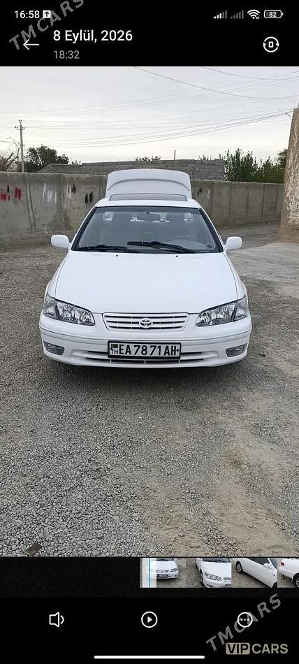 Toyota Camry, 2000