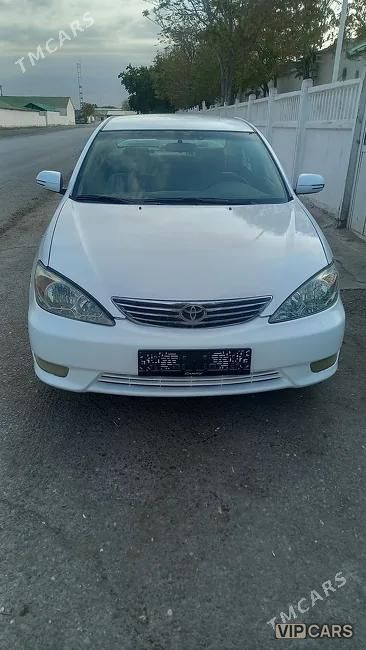 Toyota Camry, 2002