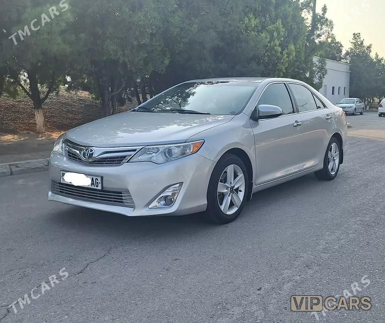 Toyota Camry, 2014