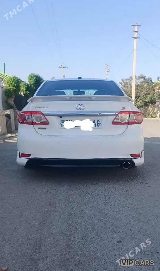 Toyota Corolla, 2011