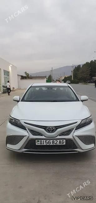 Toyota Camry, 2021