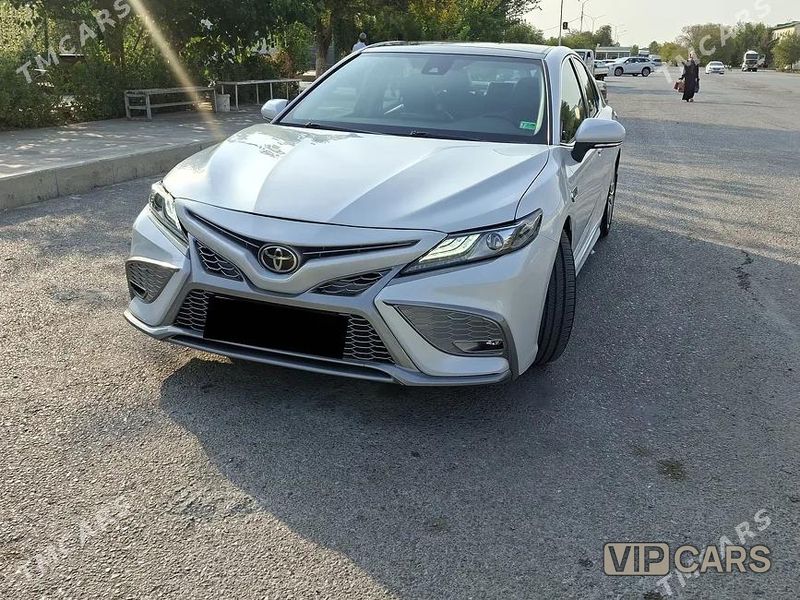 Toyota Camry, 2021