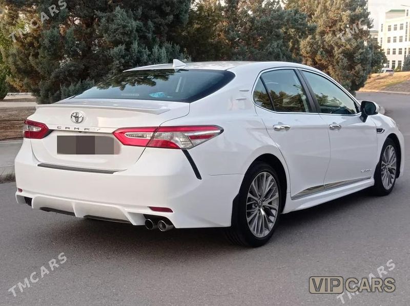 Toyota Camry, 2020