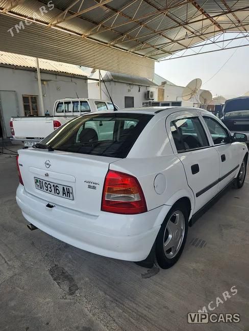 Opel Astra, 2000