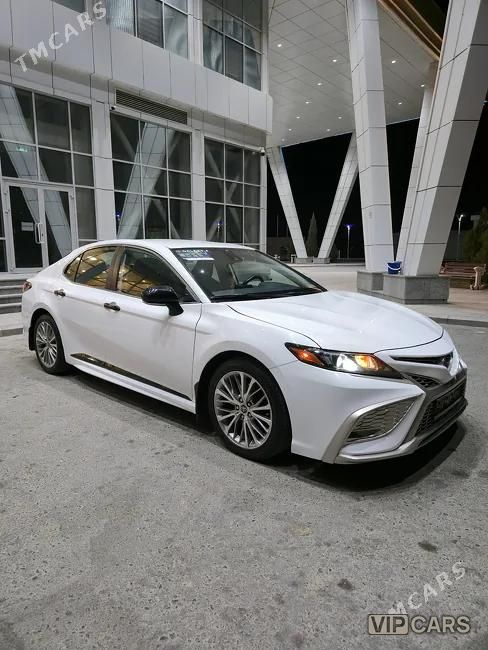 Toyota Camry, 2022