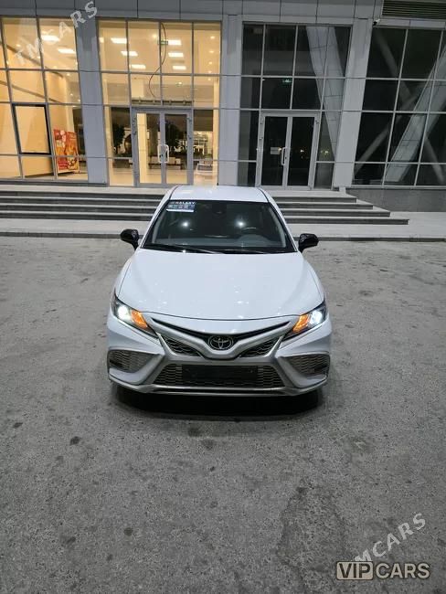 Toyota Camry, 2022