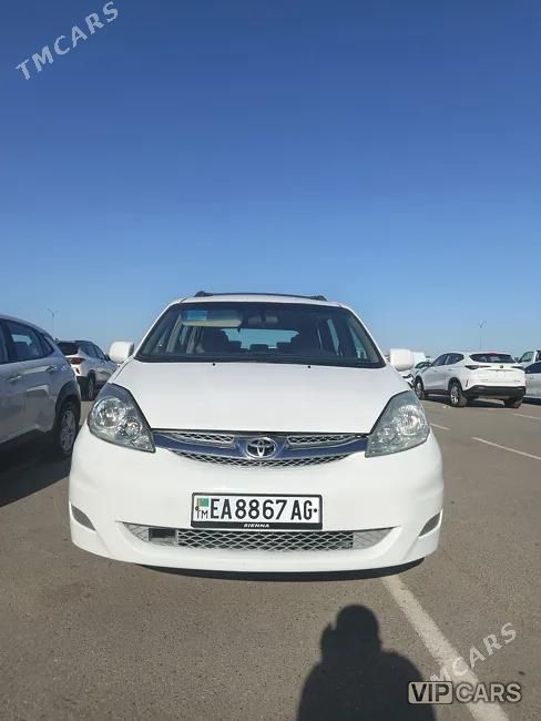 Toyota Sienna, 2007