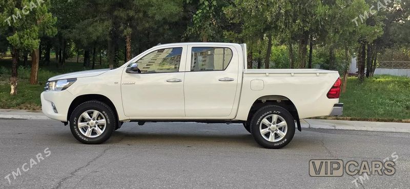 Toyota Hilux, 2021