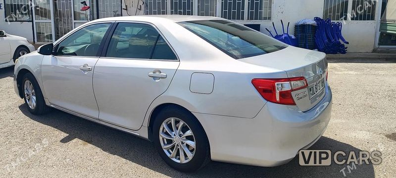 Toyota Camry, 2012