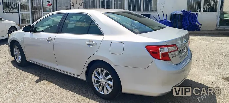 Toyota Camry, 2012 — фото 2