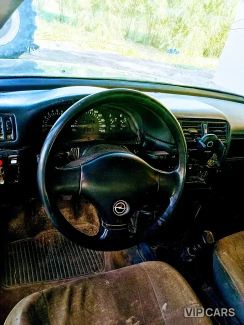 Opel Vectra, 1989 — фото 3