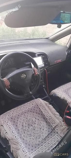 Opel Zafira, 1999
