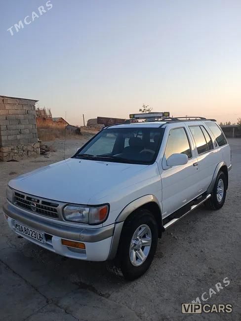 Nissan Pathfinder, 1998