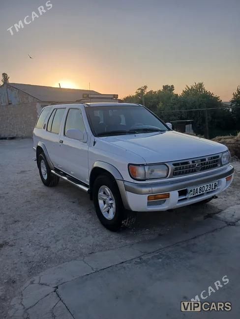 Nissan Pathfinder, 1998