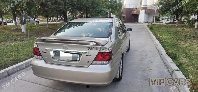 Toyota Camry, 2005