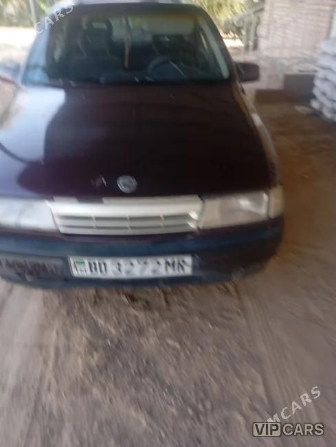 Opel Vectra, 1992
